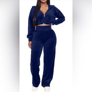 Navy Blue velvet set 💙